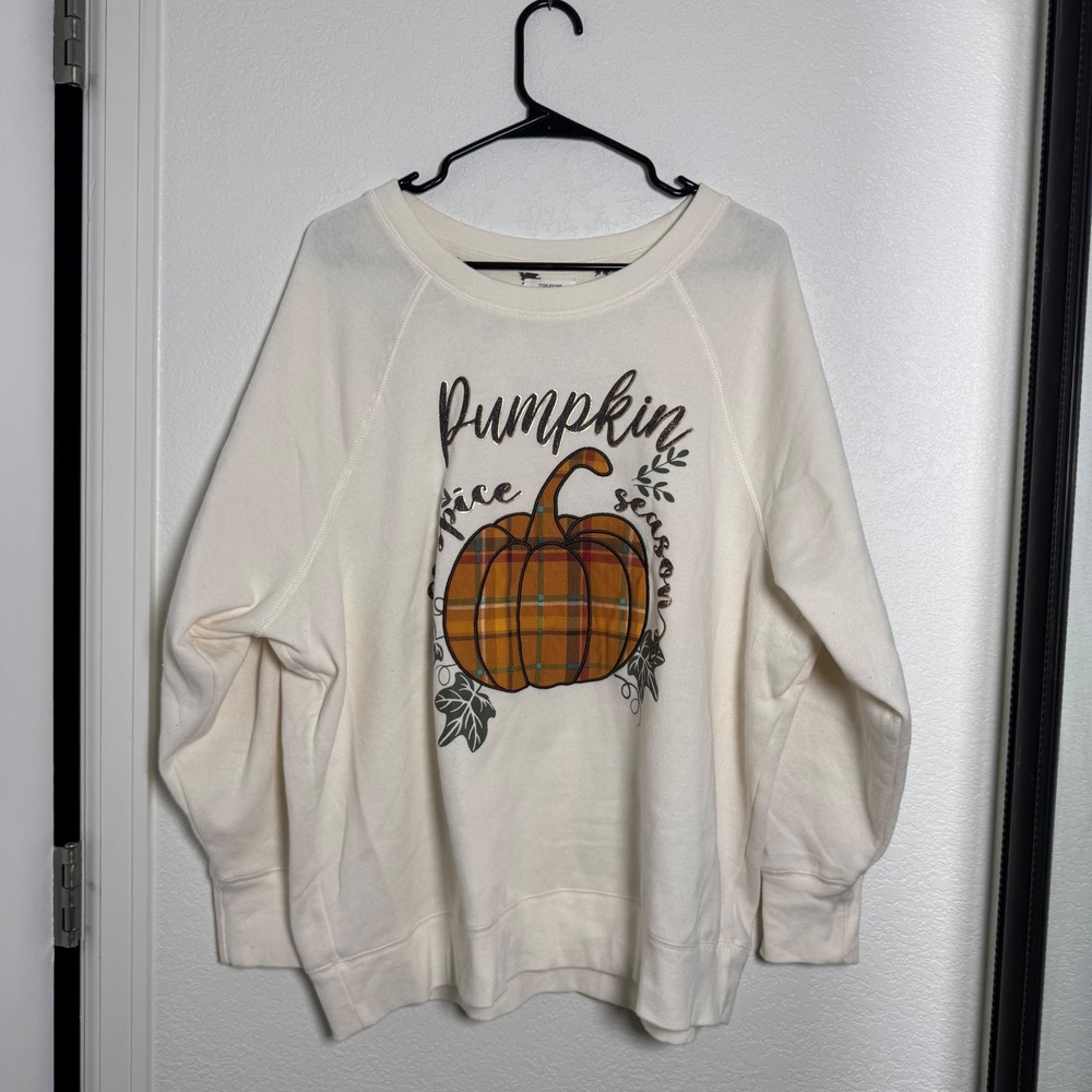 Maurices Sweatshirt Women 1X Cream Pumpkin Spice Season Plaid Graphic Fleece